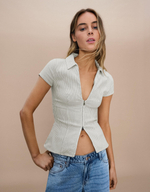 Женская облегающая рубашка в полоску на молнии с короткими рукавами - BERSHKA