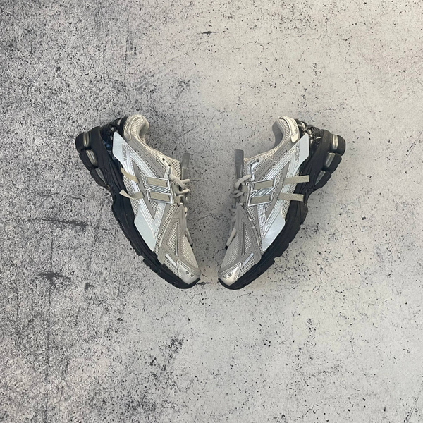 Кроссовки New Balance 1906 silver/black