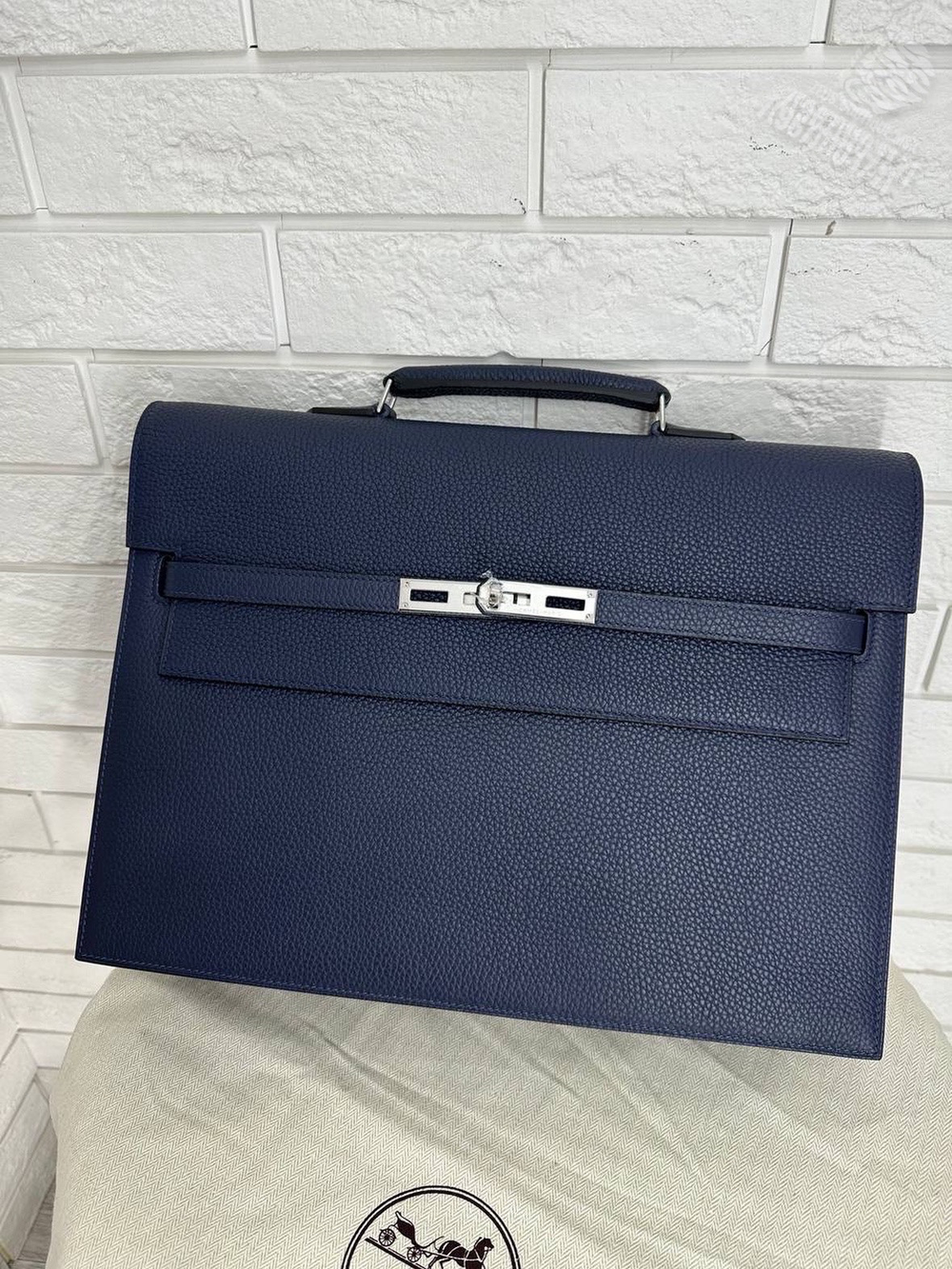 Портфель Hermes