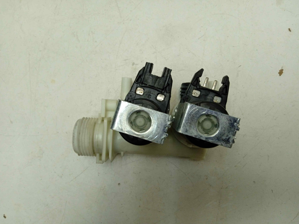 VMSL501B кт177 Клапан подачи воды для стиральной машины Hotpoint-Ariston W16003150500 б/у