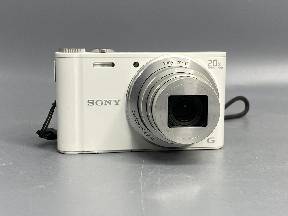 Sony Cyber-shot DSC-WX300 царапины на экране