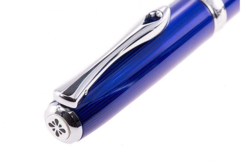 Перьевая ручка Diplomat Excellence A2 Skyline blue M (D40215025) 6