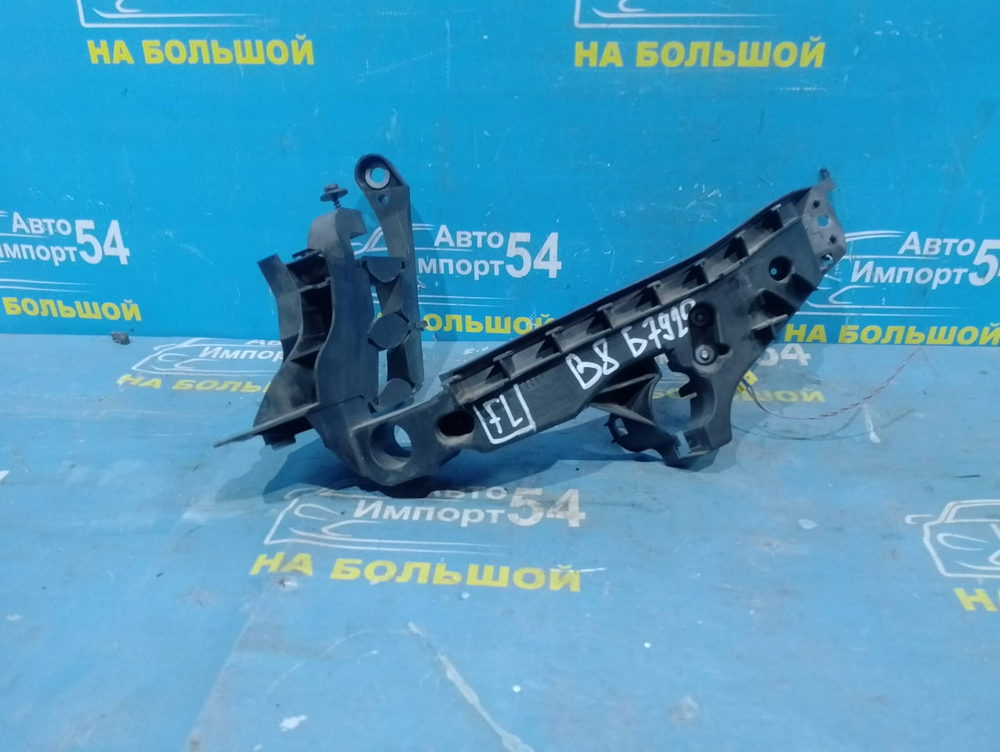 Планка под фару левая AUDI A4 2008-2012