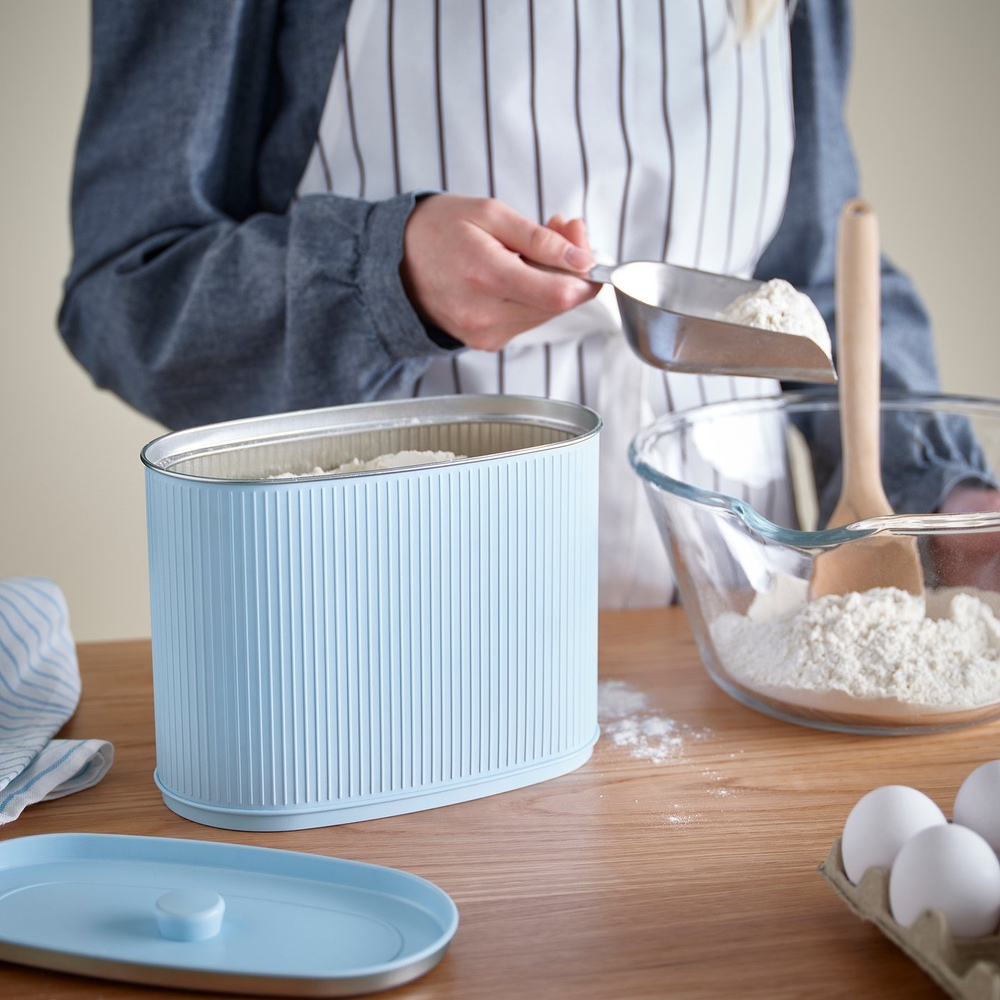 IKEA BETTHAJ  (ИКЕА БЕТТХАЙ)  -  Банка с крышкой - для сухих продуктов/бледно-синий 3.1 л
