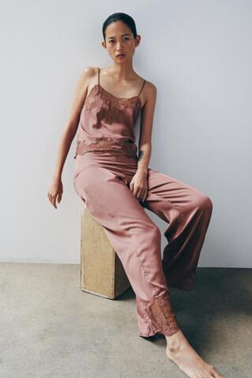 ZARA АТЛАСНЫЕ БРЮКИ В БЕЛЬЕВОМ СТИЛЕ С КРУЖЕВОМ, ПУДРОВО-РОЗОВЫЙ