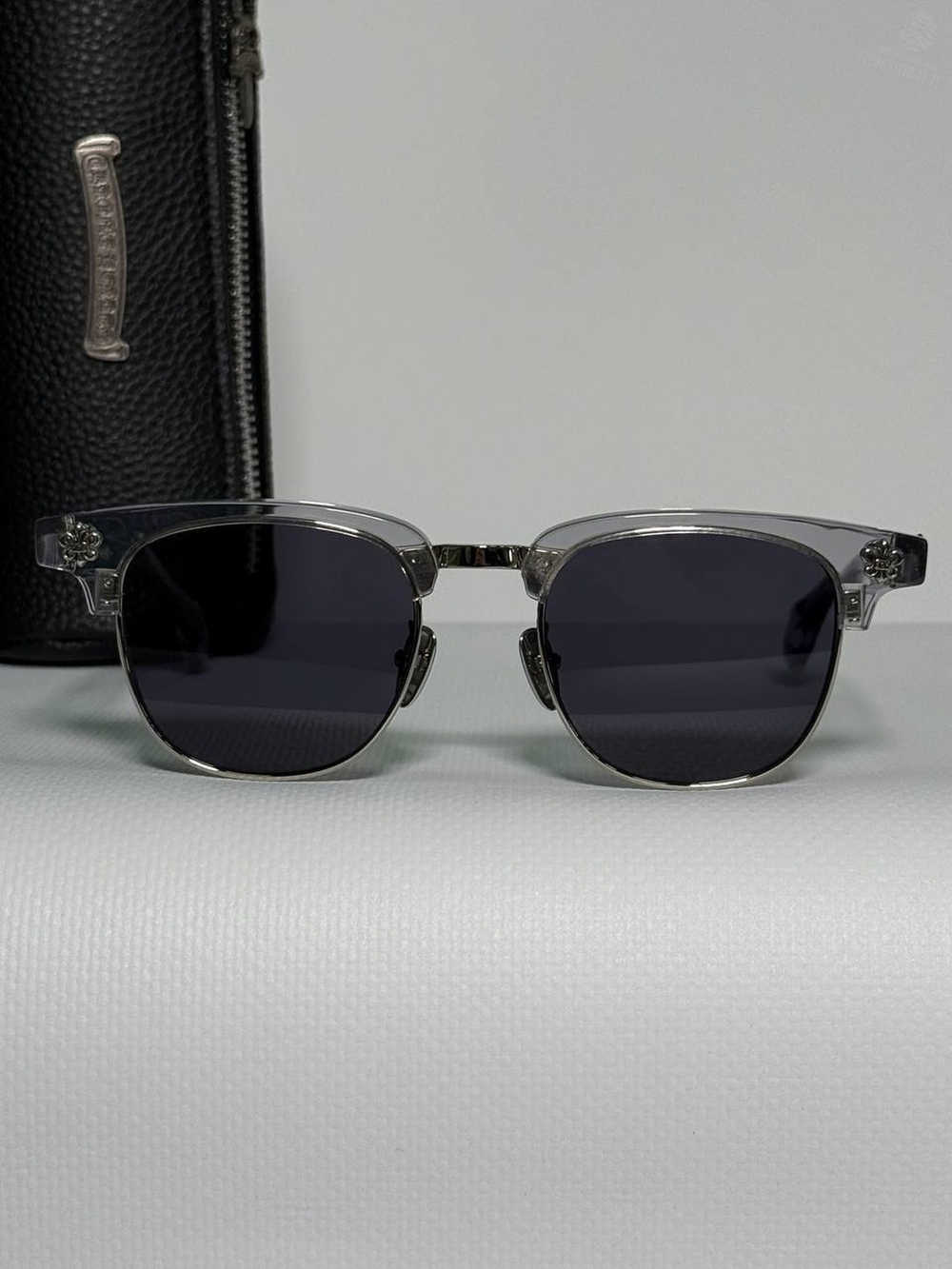 Солнечные очки Chrome Hearts