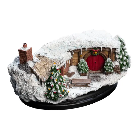35 Bagshot Row Christmas version - The Lord of the Rings - Weta Workshop