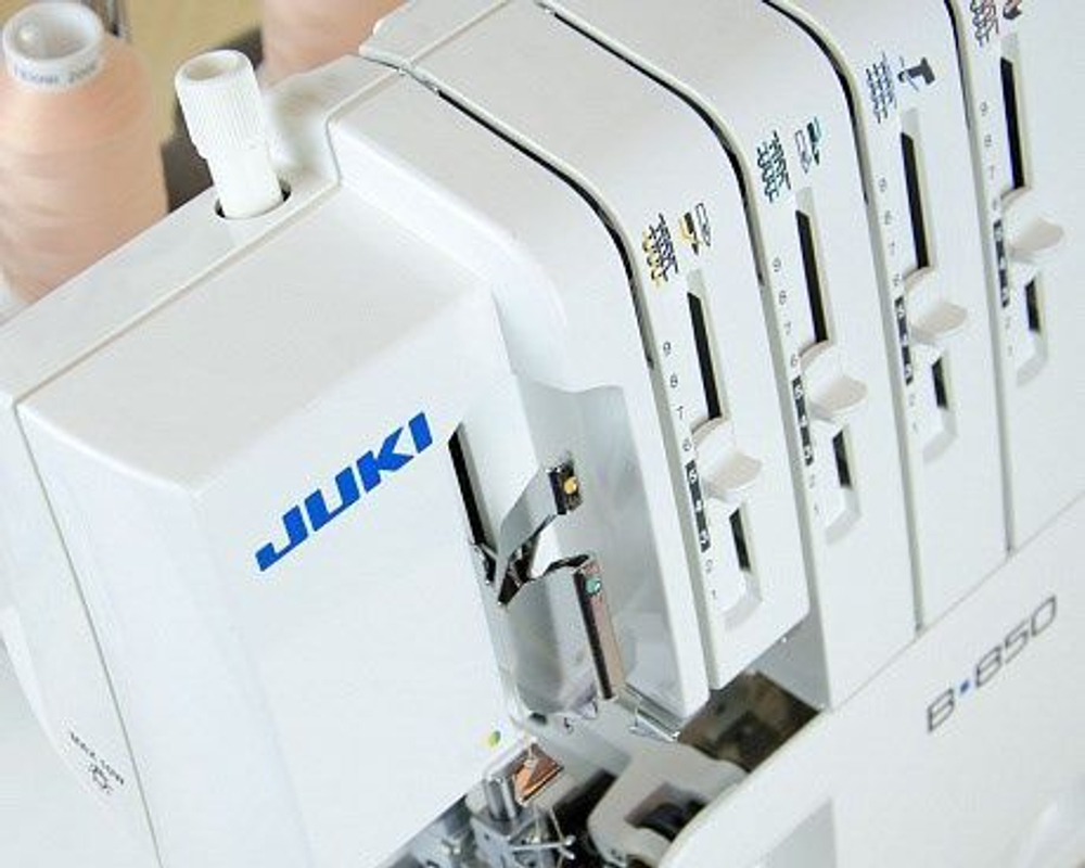 Оверлок Juki B850