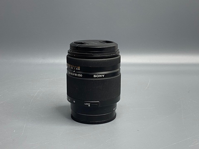 Sony A 18-250mm
