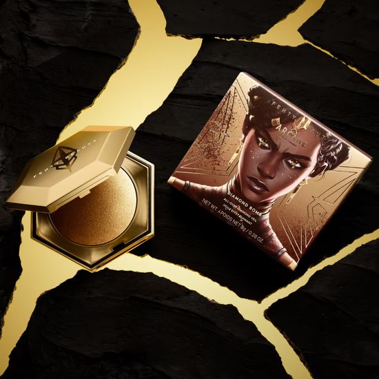 FENTY BEAUTY Arcane Diamond Bomb All-Over Diamond Veil Highlighter