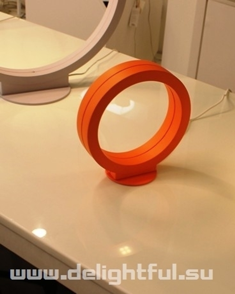 CINI&NILS 1560 — Настольный светильник Assolo appoggio red