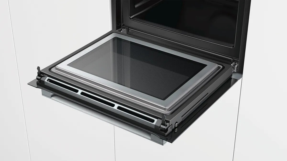 Духовой шкаф с микроволнами и паром Bosch HNG6764S6