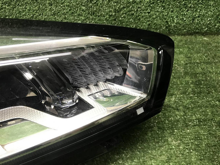 Фара правая Chery Tiggo 8 (2018-н.в.) LED