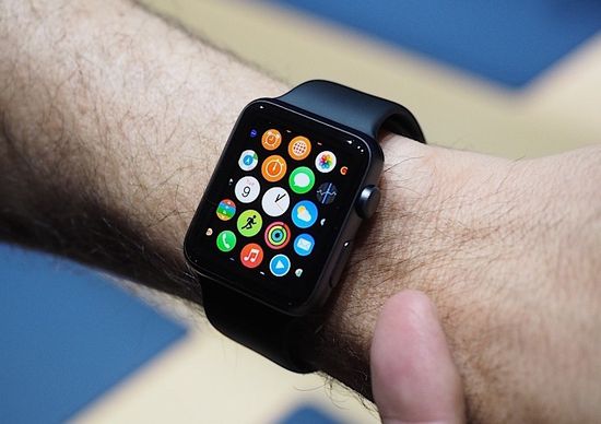 Умные часы Apple Watch 42мм из алюминия цвета «серый космос», спортивный ремешок MP062 - серия 2