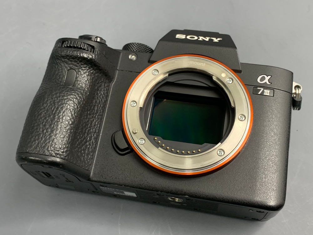 Sony A7 III 27.200 кадров