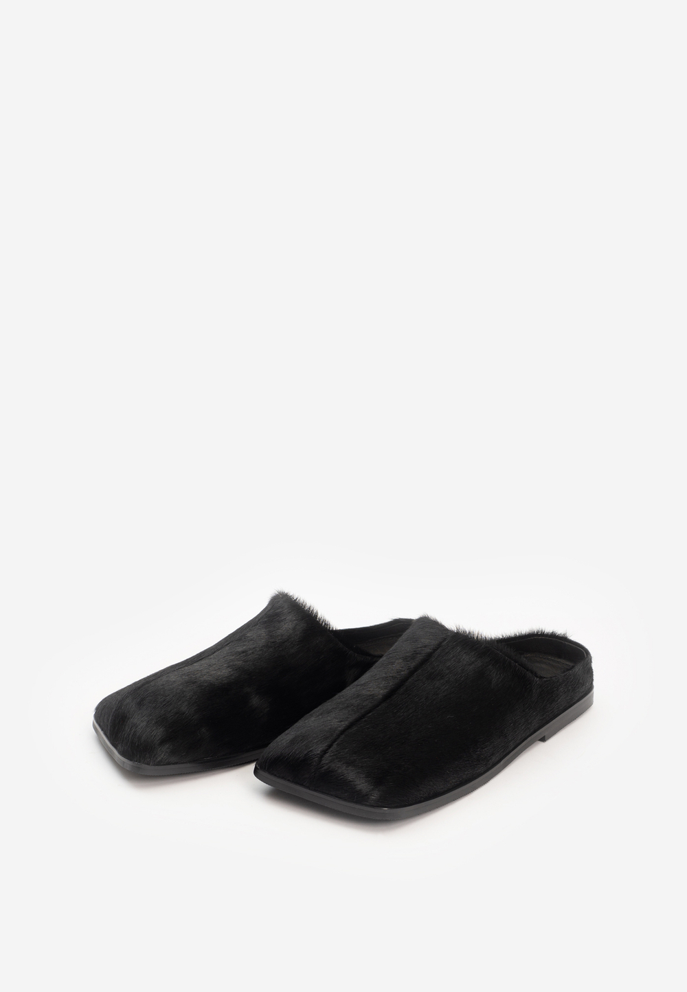 mule square black fur