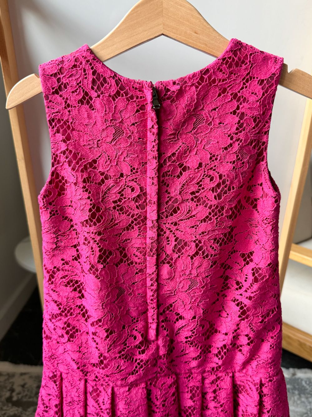 Кружевное платье Dolce & Gabbana, 98