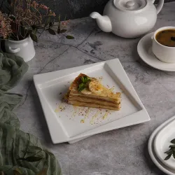Тарелка 20,8*20,8 см h2 см квадратная смещенное дно Asymmetry белая фарфор P.L. Proff Cuisine [1]