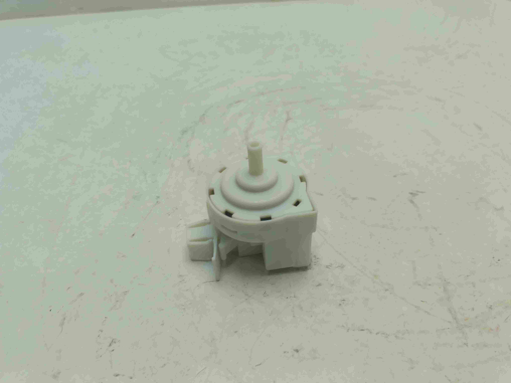 FWSG71053WV кт253 Датчик уровня воды стиральной машины Whirlpool FWSG71053WV