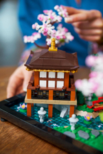 Конструктор Лего айконс Тихий сад 10315 | LEGO Icons Tranquil Garden коллекционная диорама в японском стиле 1363 дет 18+