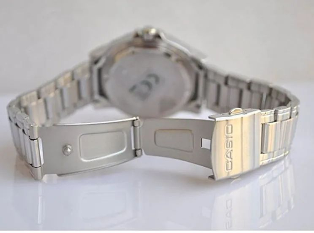 Японские наручные часы Casio Collection MTD-1053D-2A