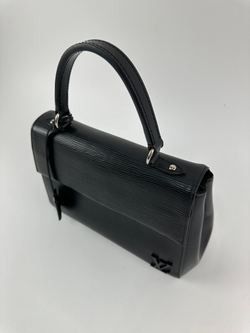 Сумка Louis Vuitton Cluny BB
