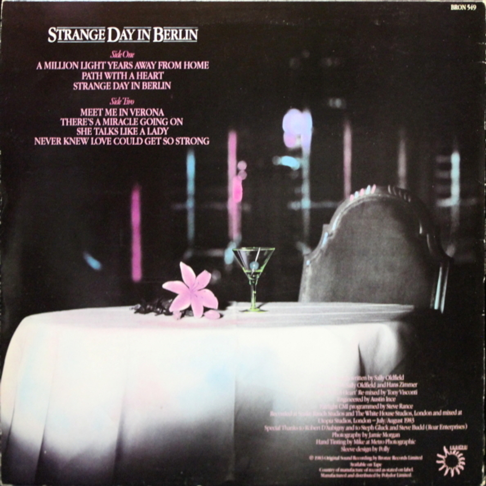 Sally Oldfield / Strange Day In Berlin (LP)