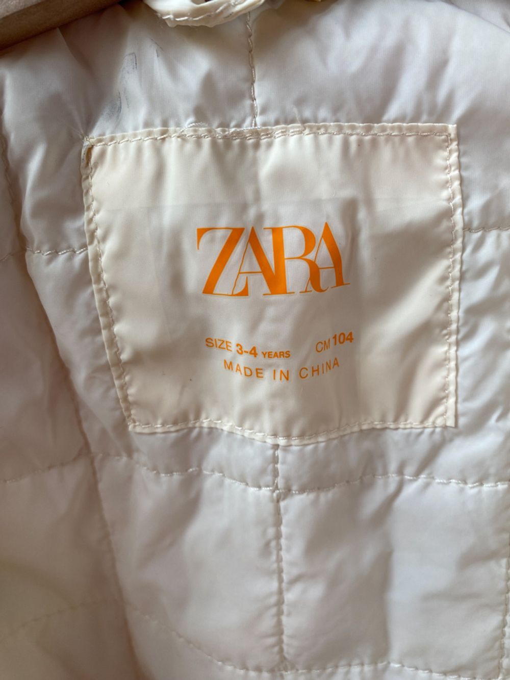 Куртка Zara, 104