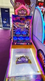 Детский игровой автомат «Боулинг-Арена»