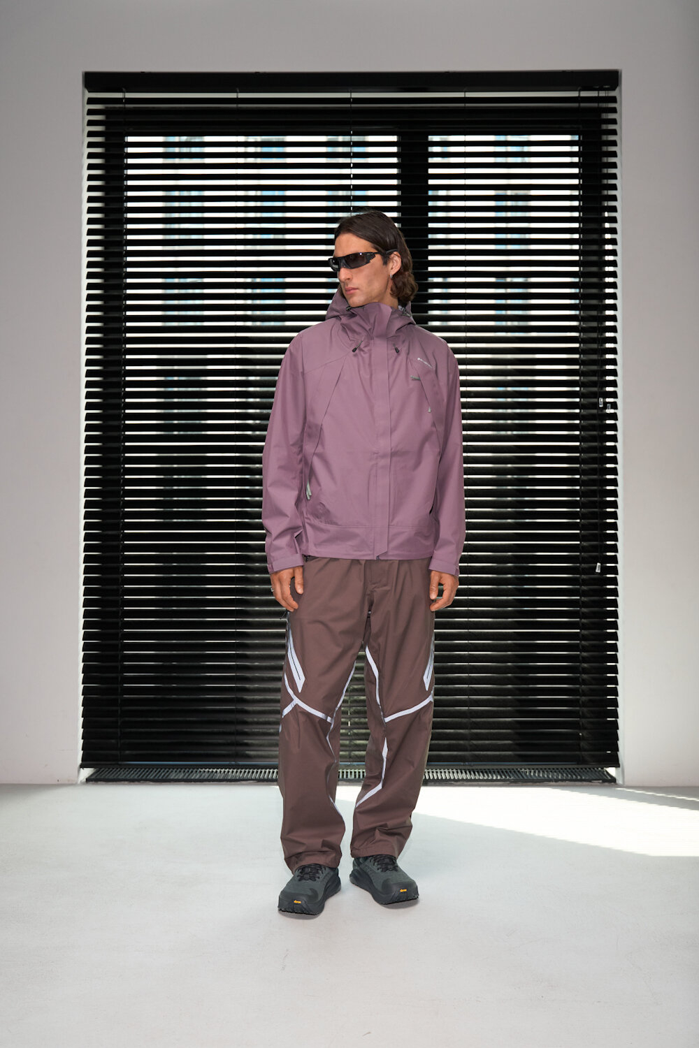 Брюки Blue Monte Geometric-Cut Laminated Trousers "Brown Coffee"