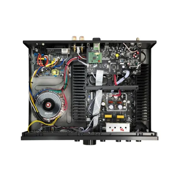 Magnat MR 780