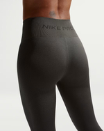 Nike Pro Seamless Женские леггинсы с высокой талией и длиной выше щиколотки - NIKE
