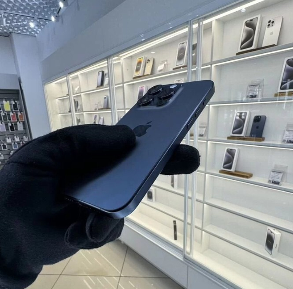 iPhone 15 Pro, 256 ГБ б/у