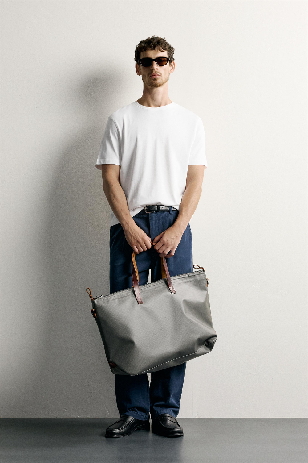 ФУТБОЛКА REGULAR FIT — ZARA