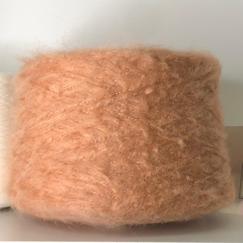 KAN - Fashion Mill; меринос вспушенный, п/а, акрил; 180м/100гр; col. 220908 "персик"; Есть мал. бобинки: 131, 208гр; S709 MP