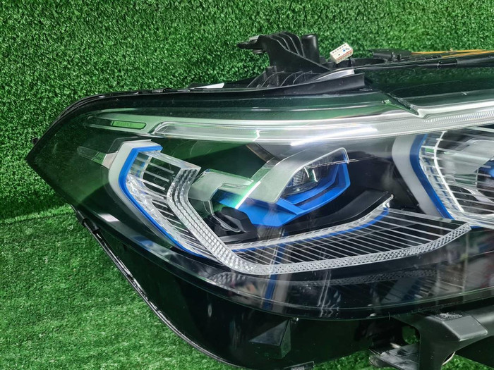 Фара правая BMW X7 G07 (2019-2022) Laser Light