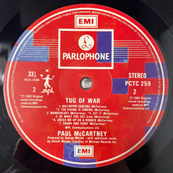 Винтажная виниловая пластинка LP Paul McCartney, Tug Of War (Англия 1982)