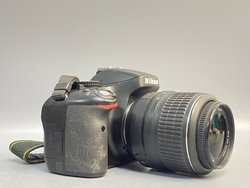 Nikon D5100 Kit 18-55mm 16.000 кадров