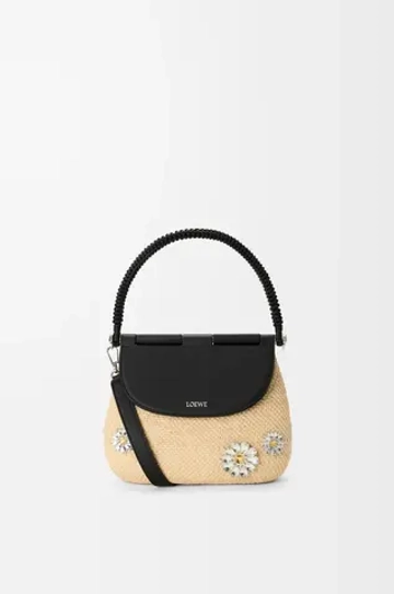 Loewe Средняя сумка Pescador из рафии и телячьей кожи, натуральный/черный