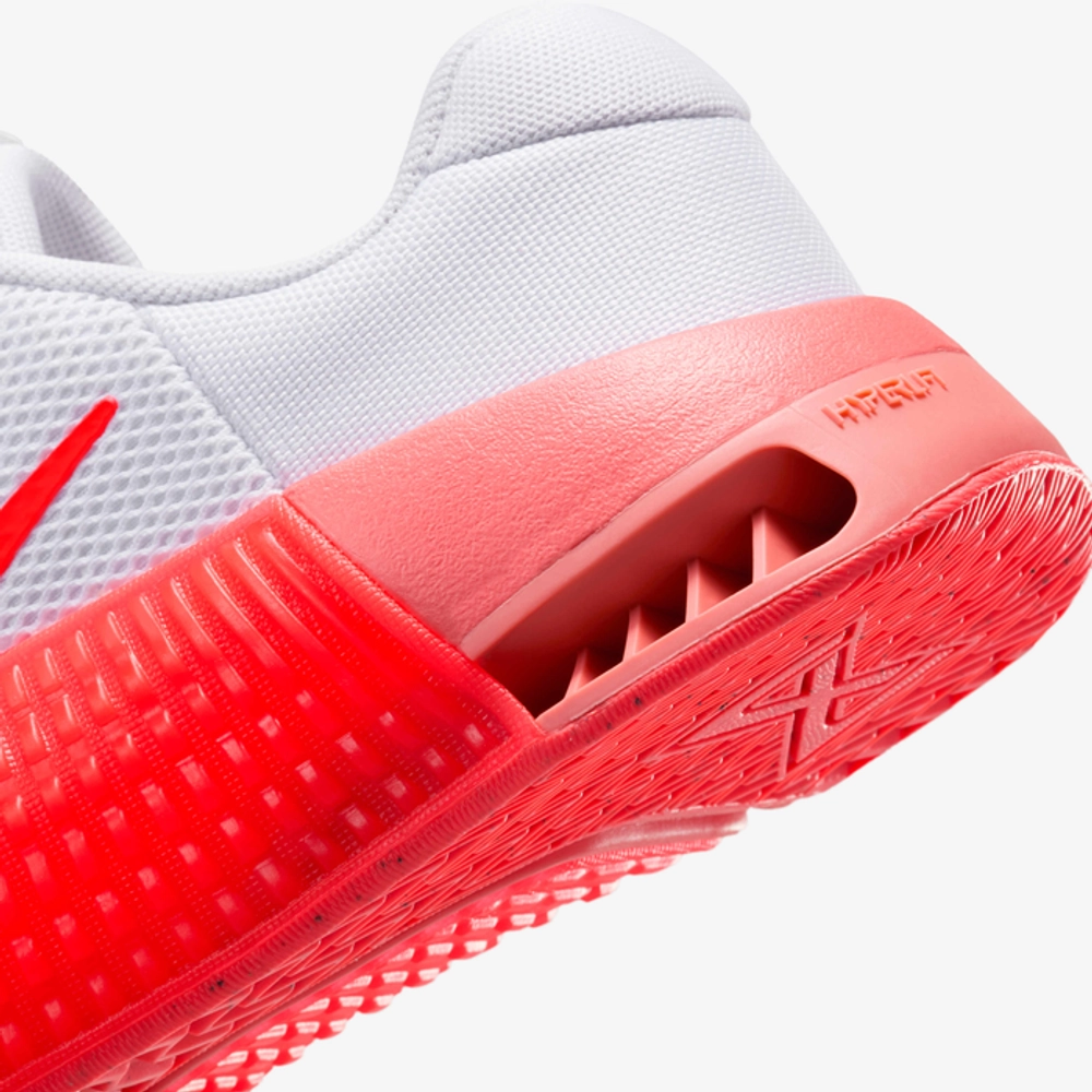Кроссовки женские Nike W Metcon 9 (Розово-Белые)