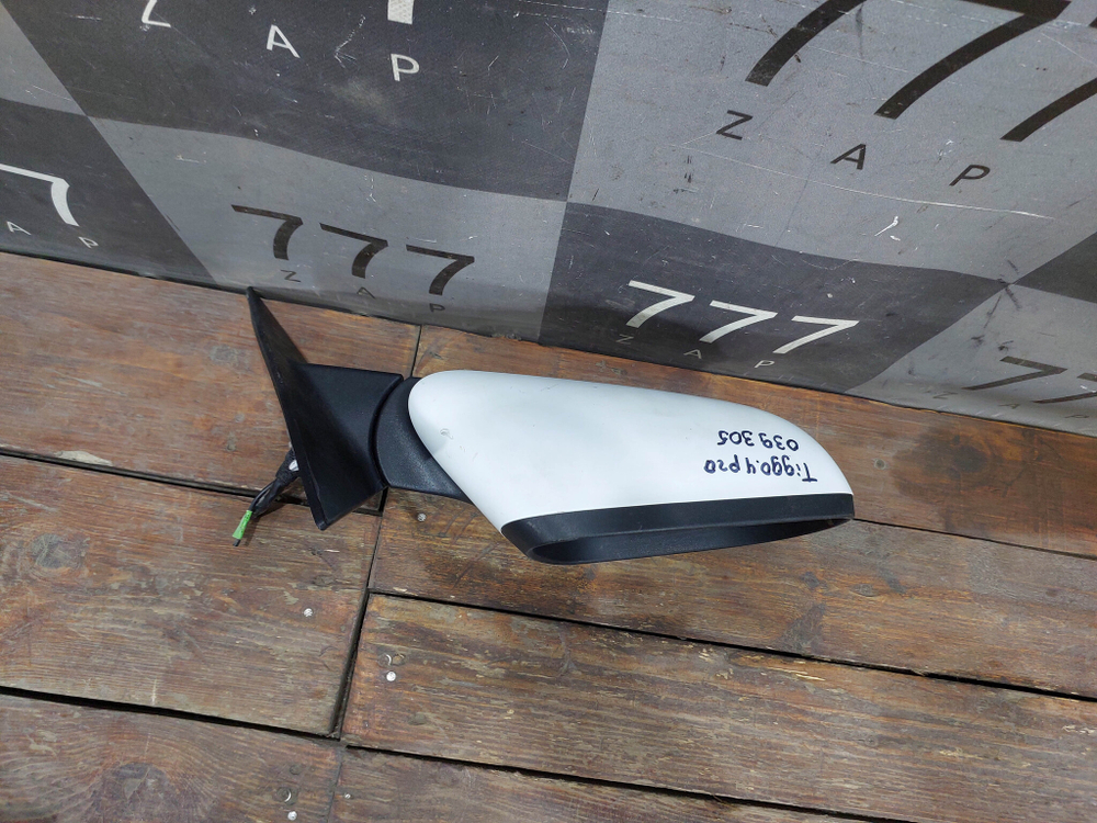 Зеркало правое 8 + 1 pin Chery Tiggo 4 Pro 20-нв Б/У Оригинал 601000897AADQJ