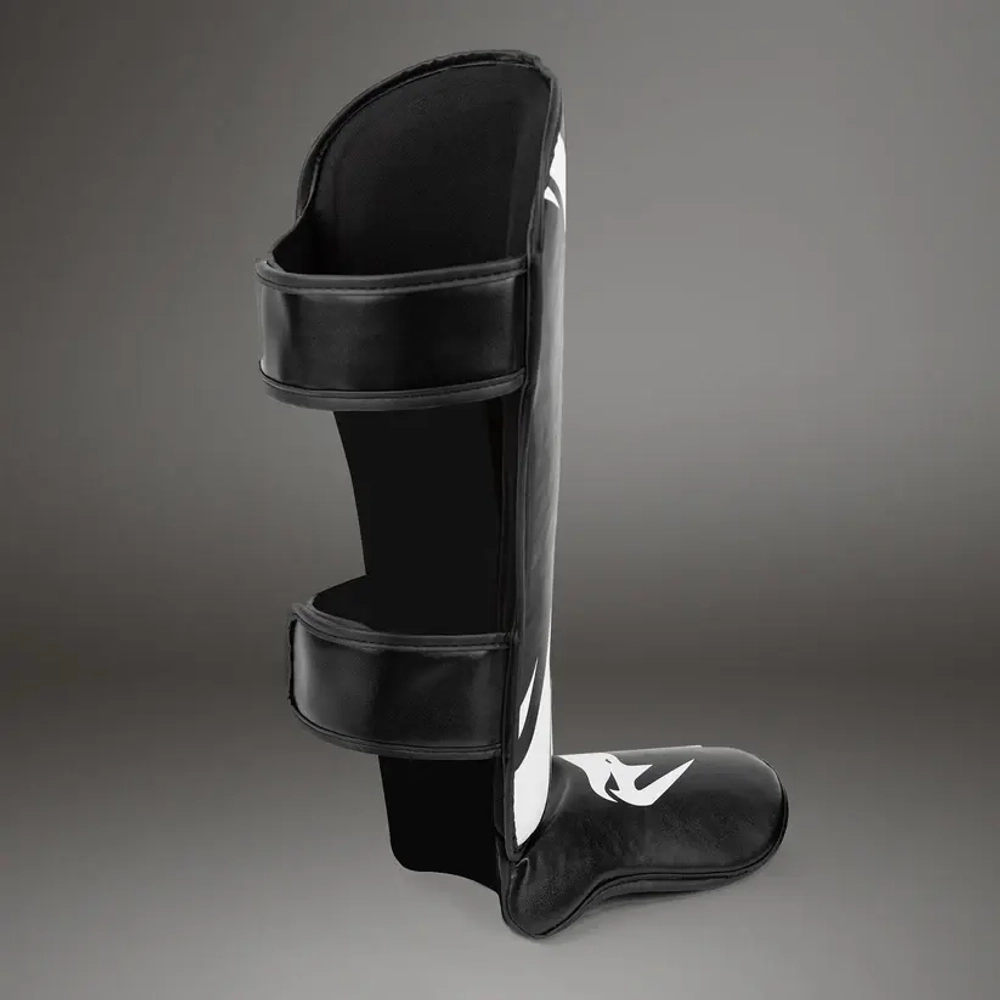 Защита ног Venum Challenger Black/White