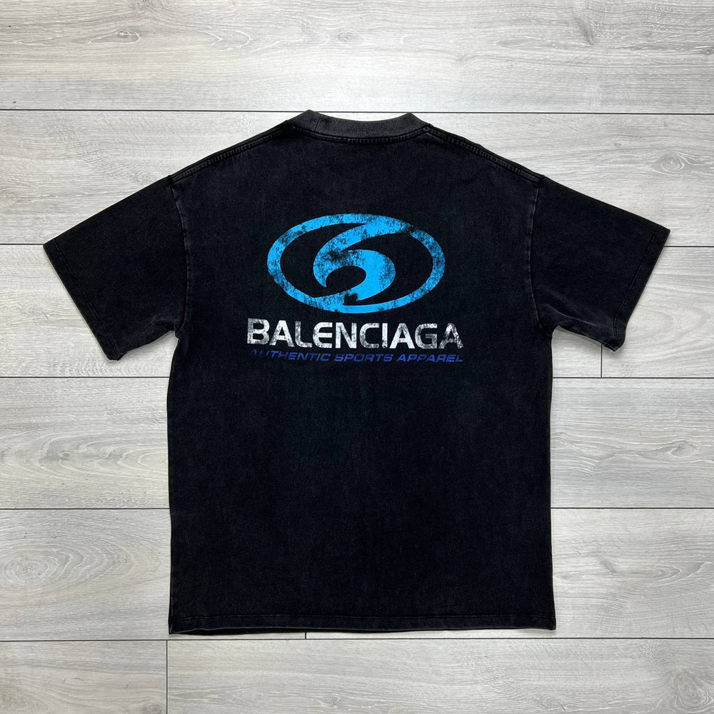 Футболка Balenciaga