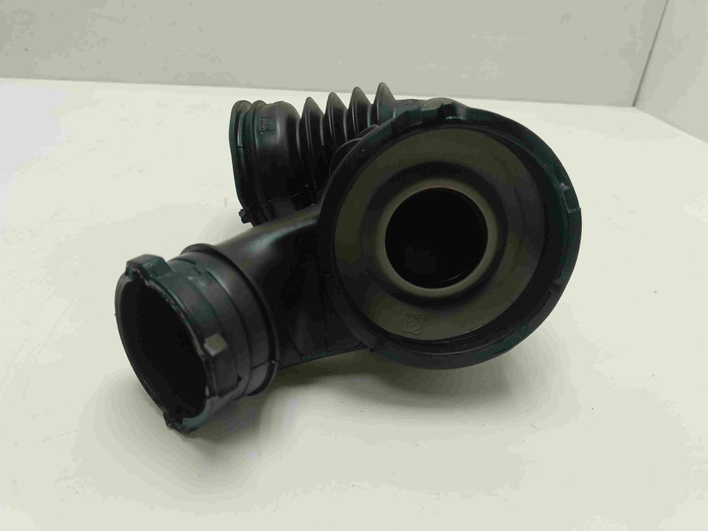 LS60840L кт224 Сливной патрубок для стиральной машины AEG 1326802 б/у