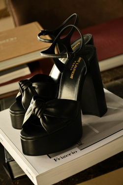 Босоножки на танкетке SAINT LAURENT