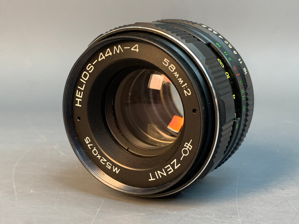 Helios 44M-4