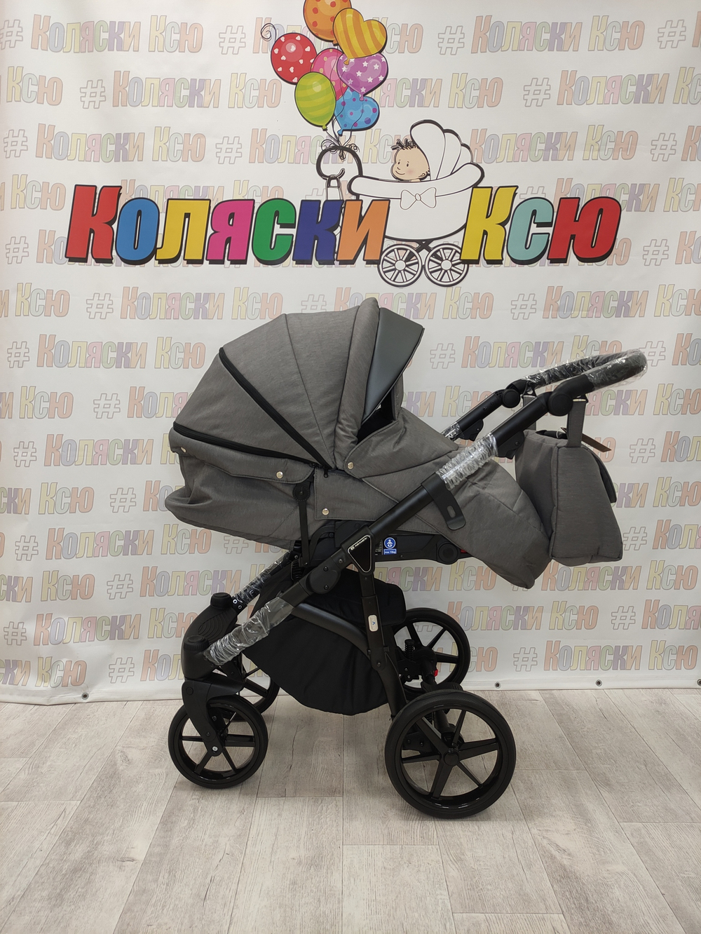 Коляска модульная Adamex Bibione BI-PS86