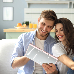 Чехол книжка розового цвета от Dux Ducis для Samsung Galaxy Tab S10 FE+, серия Magi Series Case, с держателем Pencil и функцией автоматического перехода в спящий режим