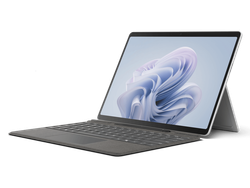 Microsoft Surface Pro 10 (Intel Core Ultra 5 135U, 16GB RAM, 256GB SSD, Wi-Fi)