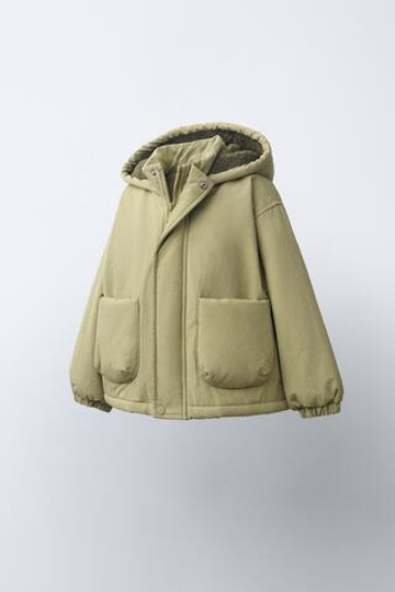 ZARA КУРТКА С КАПЮШОНОМ И ПОДКЛАДКОЙ ИЗ ИСКУССТВЕННОЙ ОВЧИНЫ, ХАКИ